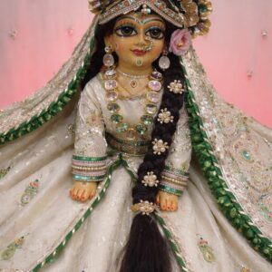 off-white-emerald-green-radha-rani-dress-with-subtle-embroidery